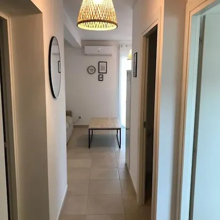 Apartment Appt T4 Acces Plage, Piscine Privee, Clim N3-4 Linguizzetta